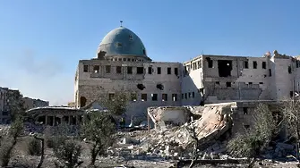 Силите на Асад разцепиха Алепо