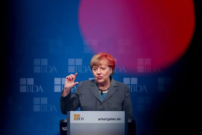 Меркел официално: Ще се боря за нов четвърти мандат като канцлер