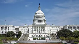 Конгресът се опитва да контролира Белия дом за Русия
