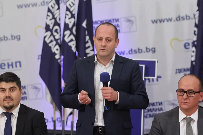 Кънев: РБ изтече между пръстите на службогонци, които си назначиха Борисов за шеф