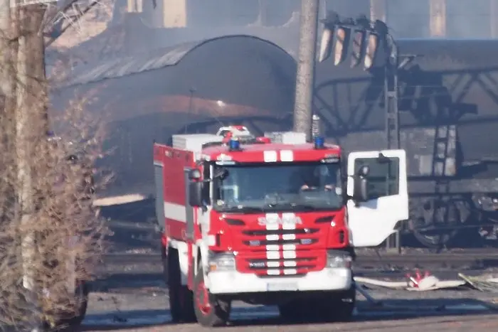 Борисов рискувал живота си, за да вдъхне кураж на пожарникарите