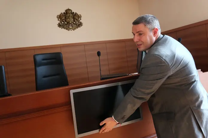 Показно: Методи Лалов вече не е шеф на районния съд