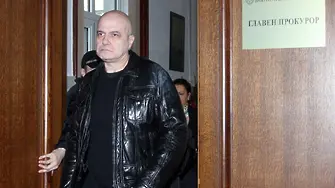 Съдът: Референдумът на Слави не е задължителен за парламента
