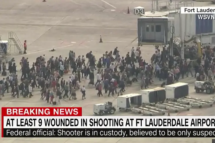 5 жертви при стрелба на летище във Флорида