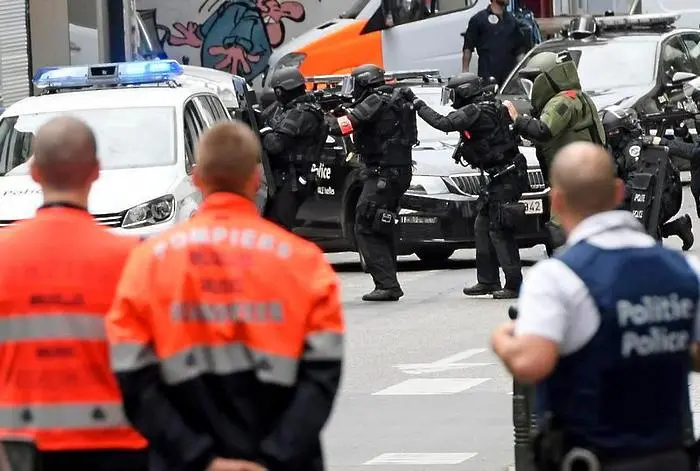 Заподозрян атентатор задържан в Брюксел