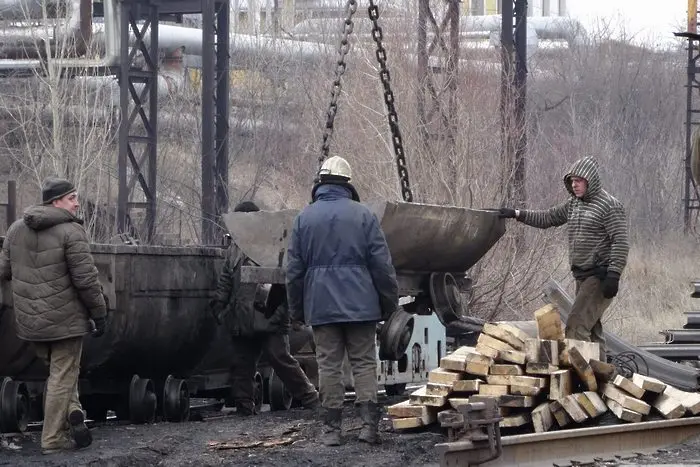 Само за Клуб Z: Битка в Украйна блокира 200 миньори под земята