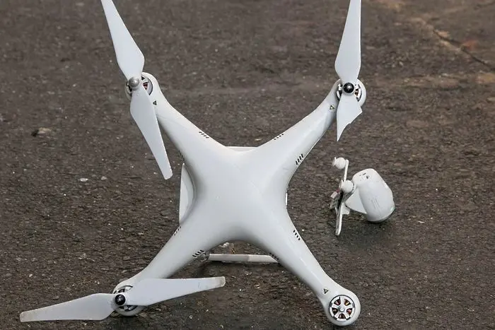 Собственик на дрон в затвора, след като машината му повали жена в безсъзнание