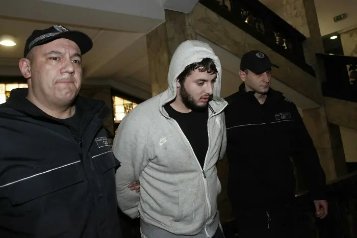 Постоянен арест за заподозрения за убийството в Борисовата градина (СНИМКИ)