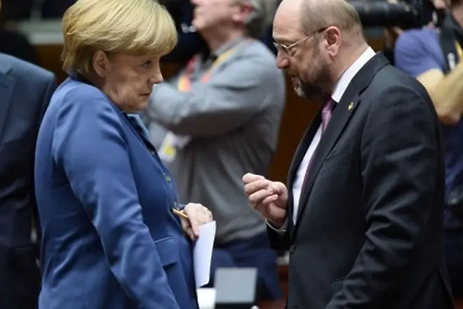 Изненада - Шулц срещу Меркел за поста канцлер