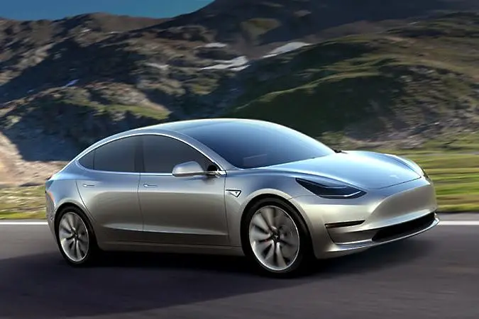 Бюджетният Tesla Model 3 започва производство от юли