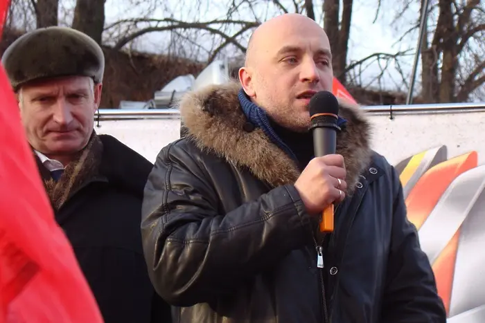 Знаменит писател е новото знаме на сепаратистите в Донбас