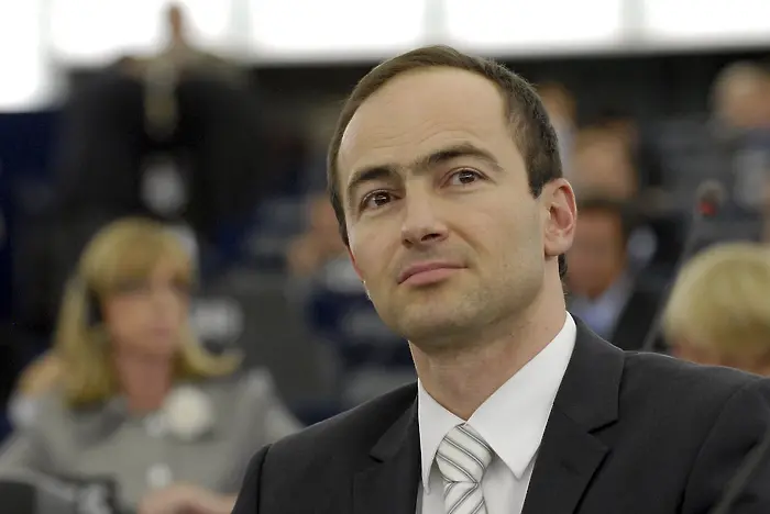 Евродепутатът Ковачев: Радев приветства гласуването за СЕТА, защото е в полза на България и ЕС