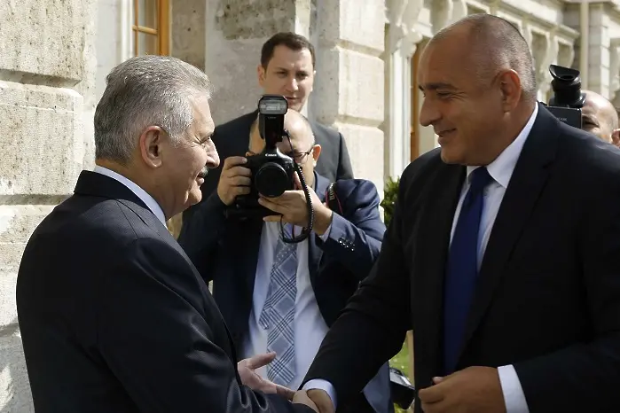 Турският премиер с телефонна любезност към Борисов
