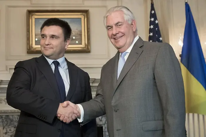 Дипломати от Източна Европа искат помощ от САЩ срещу Русия