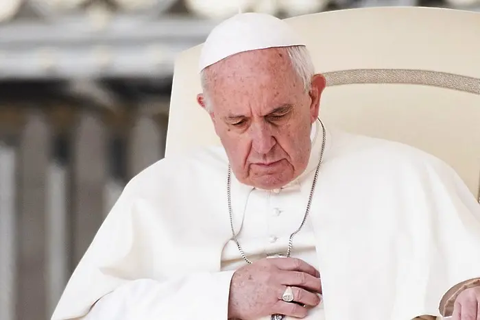 Папа Франциск: Бог да поддържа тези, които помагат на сирийците