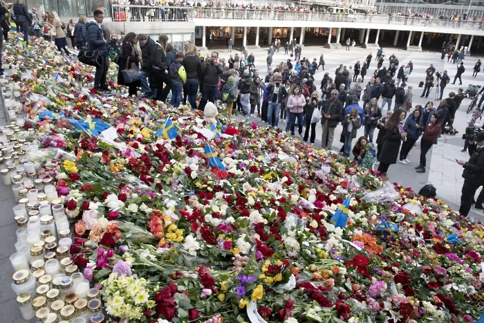 Дете сред жертвите на атентата в Стокхолм