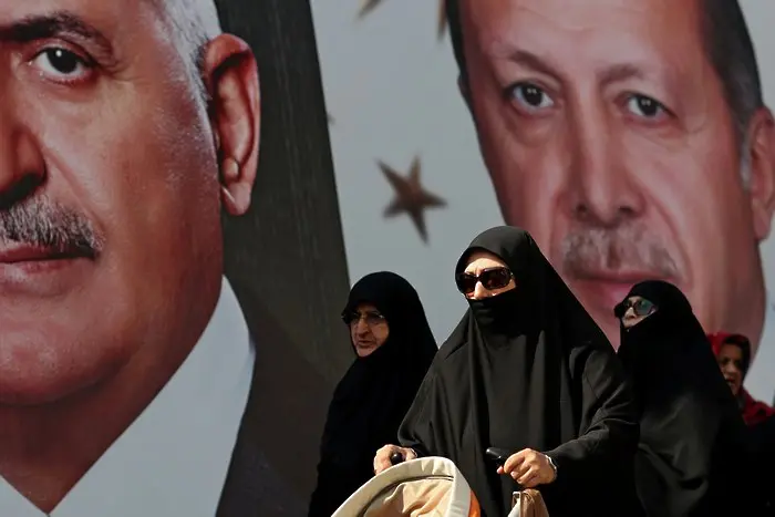 Ердоган на балотаж на президентския вот, прогнозират социолози