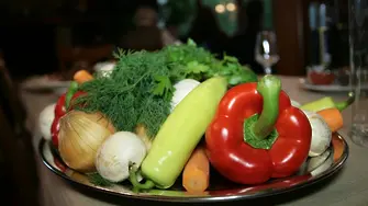 Само 100 калории от зеленчуци вместо месо намаляват наполовина риска от смърт