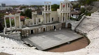 12 гласа от епохата „Страдивариус“ на Античния театър в Пловдив