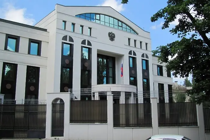 Руски дипломати в Молдова вербували гагаузки бойци за Украйна