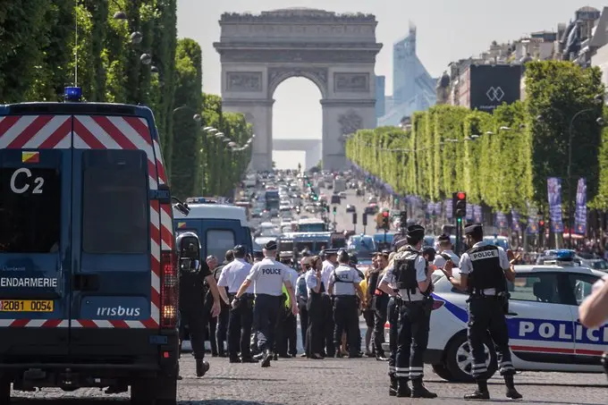 Арестуваният в Париж не е издирваният джихадист