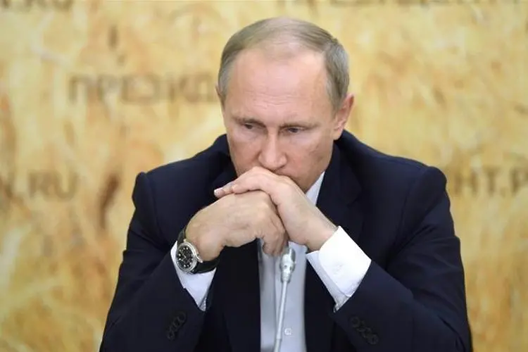 Часовник на Путин за $1 млн. отива на търг