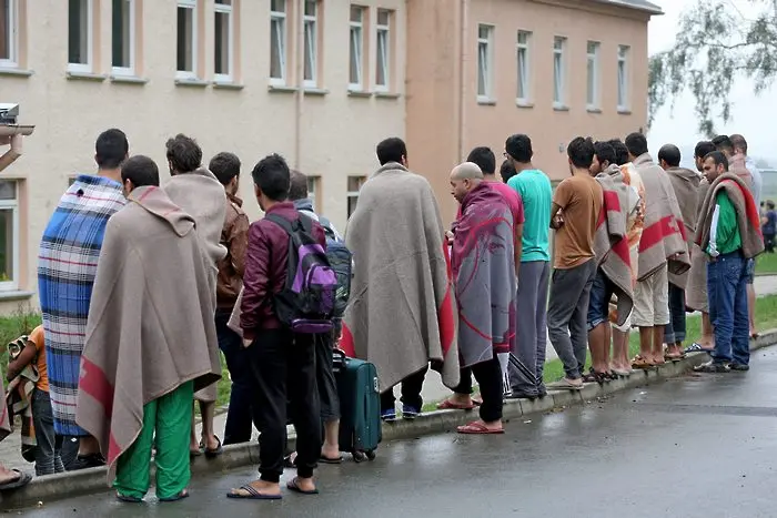 Кризата с бежанците носи потенциал да разпадне Европа