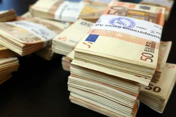 Българите в чужбина изпратиха 869 млн. евро за година
