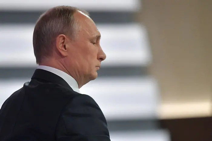 Путин уточни: 755 US дипломати трябва да напуснат Русия