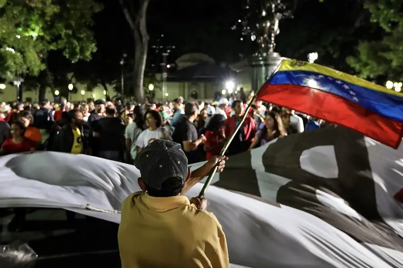 Кървави сблъсъци на изборите във Венецуела (ВИДЕО)
