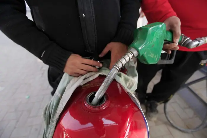 Северна Корея спря бензина за колите