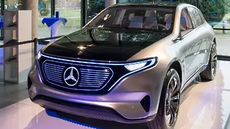И от Mercedes обещават електрически двигател на всичките си модели