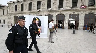 Полицията обезвреди готови за взривяване бомби в Париж