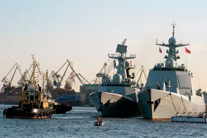 Китай и Русия започнаха морски учения край Северна Корея