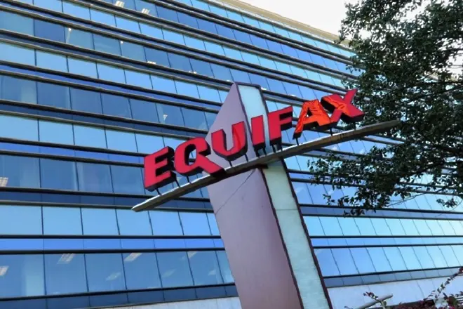 Хакерският пробив струва 90 млн. долара на Equifax