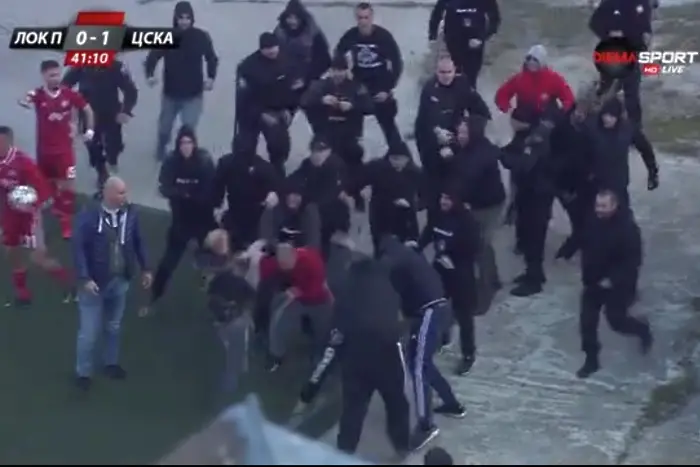 Присъда за 10 дни на руски футболен хулиган заради сцените на 