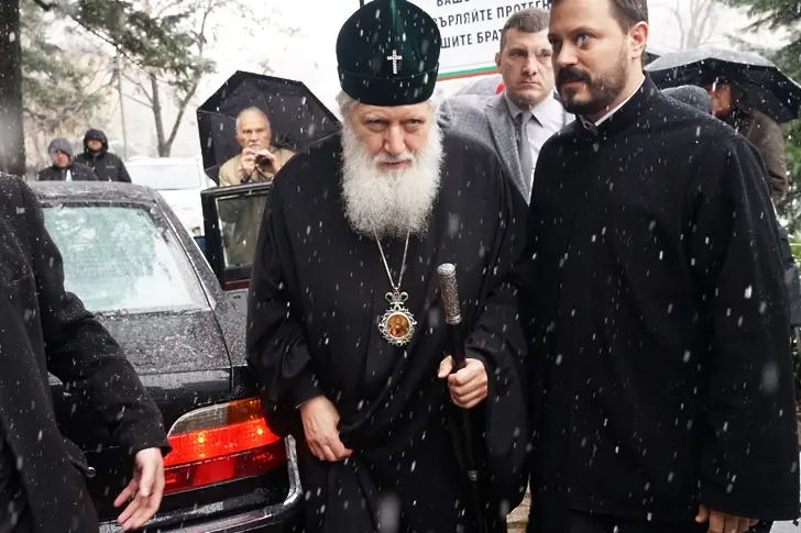Синодът прие протегнатата ръка от Македония. Обеща пълно съдействие