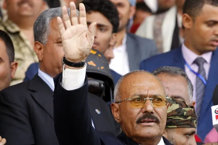 Шиити в Йемен взривиха президента Салех