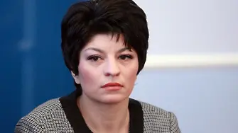 Деси Атанасова цитира Цацаров: Не е имало проверки на Нинова за 
