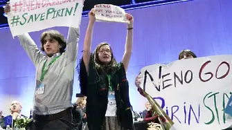 Neno is lying! - протест срещу Нено Димов прекъсна екофорум (ВИДЕО)