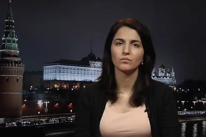 Как руският депутат Слуцки се домогва до журналистки
