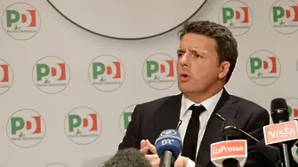 Матео Ренци хвърли оставка като лидер на левицата в Италия