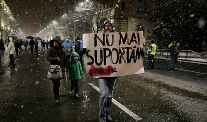 Протест в Букурещ в защита на шефката на антикорупция