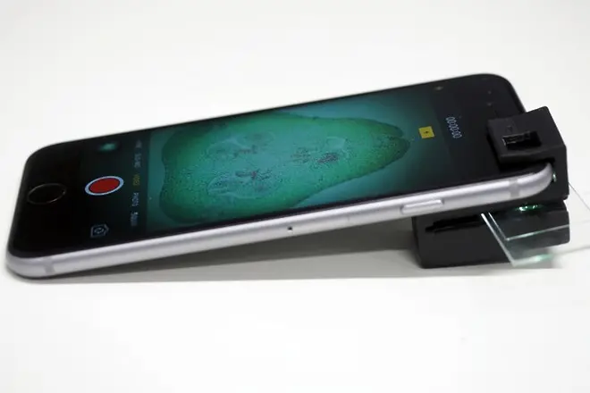 Може ли смартфонът ни да стане микроскоп?