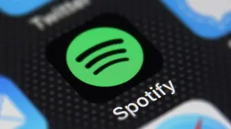 Spotify ще следи по-строго подкастите, Джо Роугън се извинява