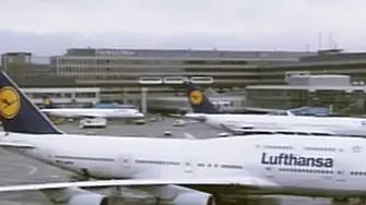 Два самолета се сблъскаха във Франкфурт, няма пострадали