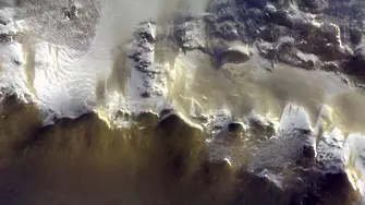НАСА ще донесе марсиански грунт на Земята