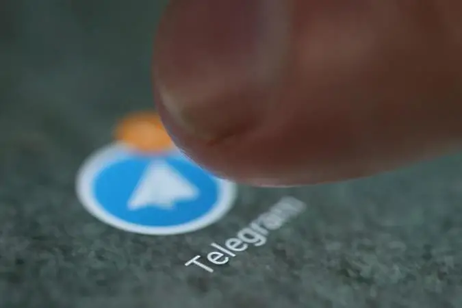 И Иран ограничава Telegram