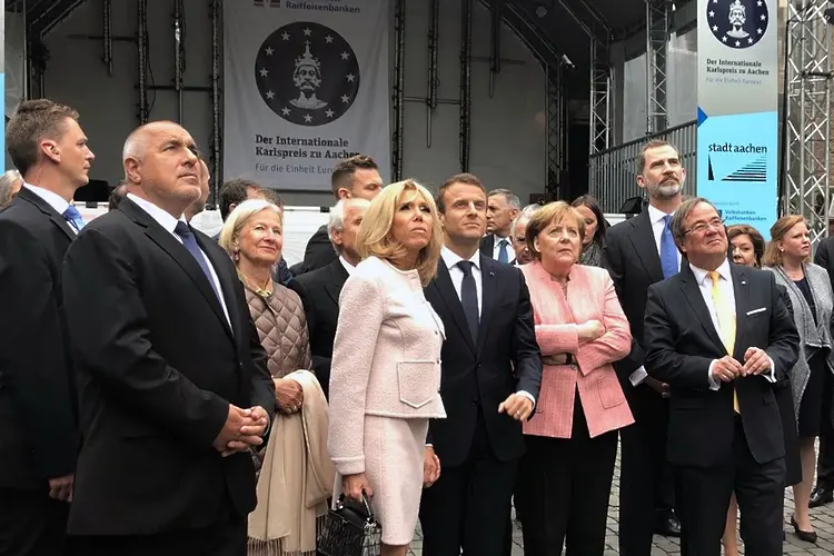 Меркел: Благодаря на Бойко Борисов за ролята му на Балканите