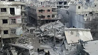 ООН: И двете страни в Сирия извършват военни престъпления